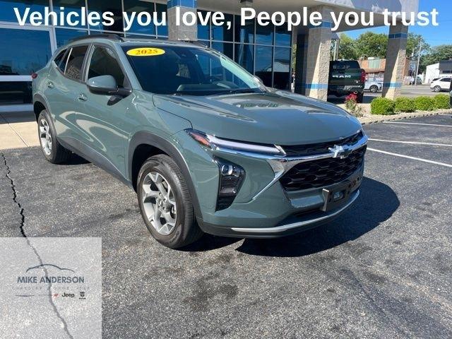 2025 Chevrolet Trax FWD 4dr LT