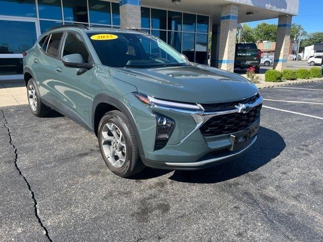 2025 Chevrolet Trax FWD 4dr LT
