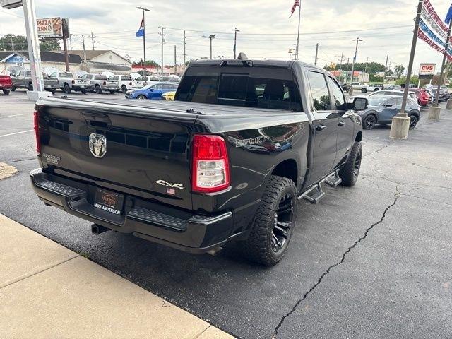RAM 1500 Big Horn 4x4 Crew Cab 5'7" Box 2022
