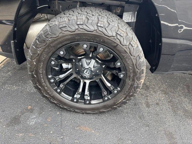 RAM 1500 Big Horn 4x4 Crew Cab 5'7" Box 2022