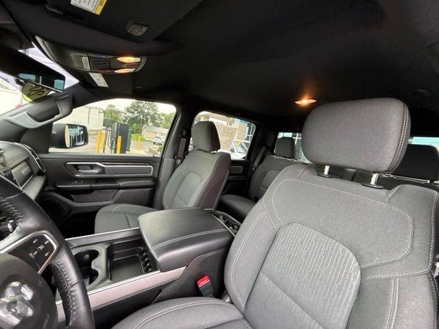 RAM 1500 Big Horn 4x4 Crew Cab 5'7" Box 2022