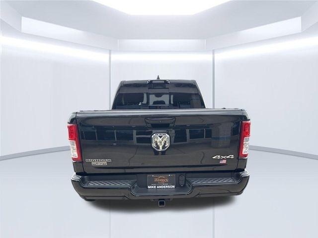 RAM 1500 Big Horn 4x4 Crew Cab 5'7" Box 2022
