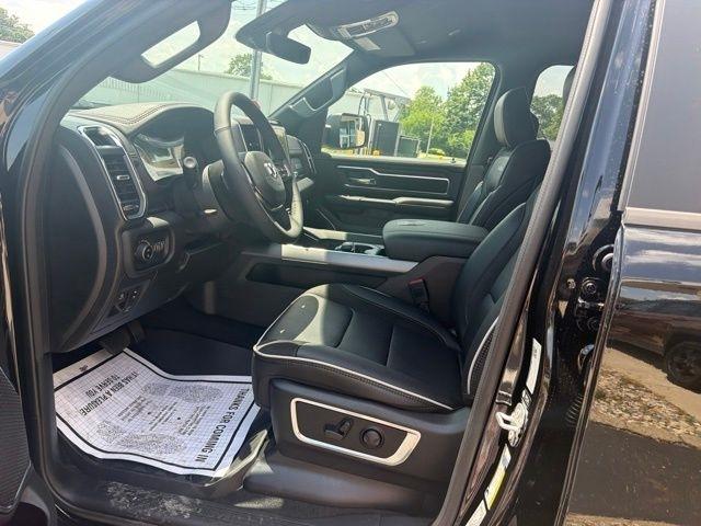 RAM 1500 Laramie 4x4 Crew Cab 5'7" Box 2026