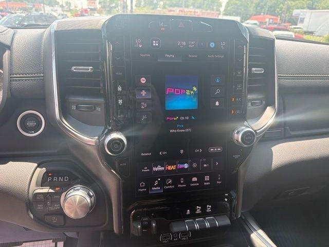 RAM 1500 Laramie 4x4 Crew Cab 5'7" Box 2026