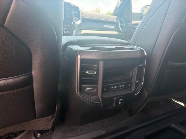 RAM 1500 Laramie 4x4 Crew Cab 5'7" Box 2026