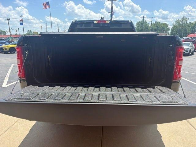 RAM 1500 Laramie 4x4 Crew Cab 5'7" Box 2026