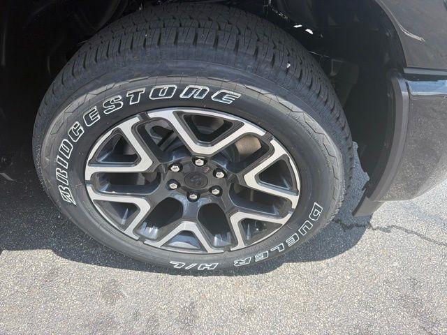 RAM 1500 Laramie 4x4 Crew Cab 5'7" Box 2026