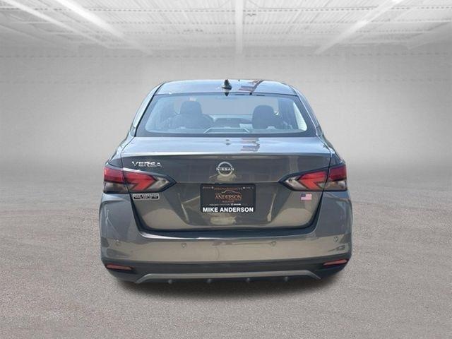 Nissan Versa SV CVT 2025