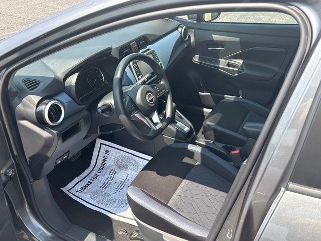 Nissan Versa SV CVT 2025