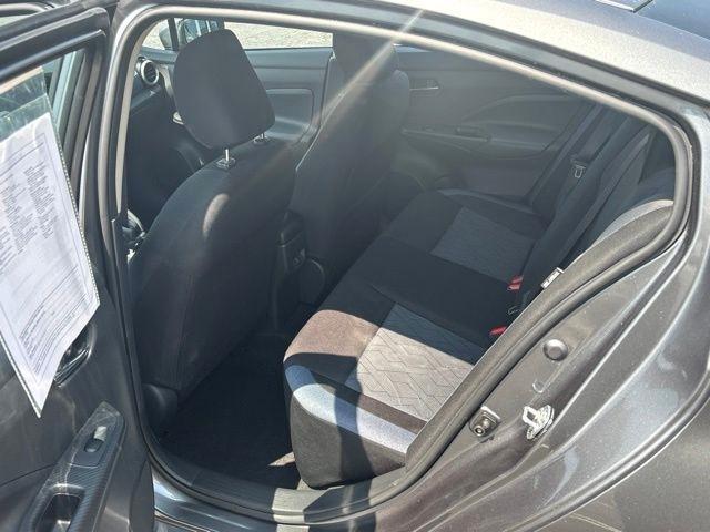 Nissan Versa SV CVT 2025