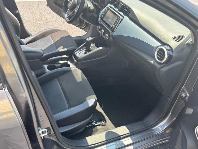Nissan Versa SV CVT 2025