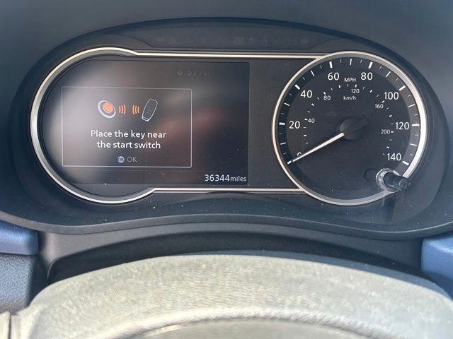 Nissan Versa SV CVT 2025