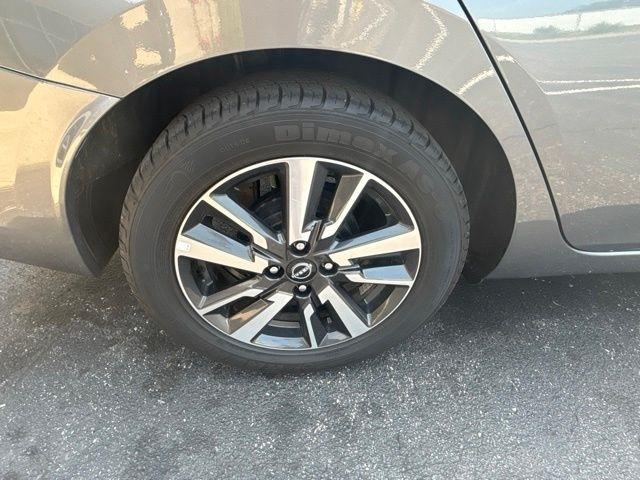 Nissan Versa SV CVT 2025