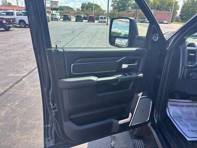 RAM 2500 Laramie 4x4 Crew Cab 6'4" Box 2026