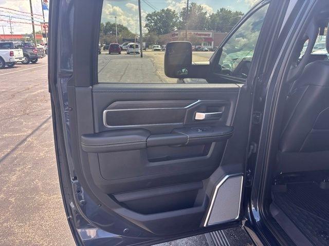 RAM 2500 Laramie 4x4 Crew Cab 6'4" Box 2026
