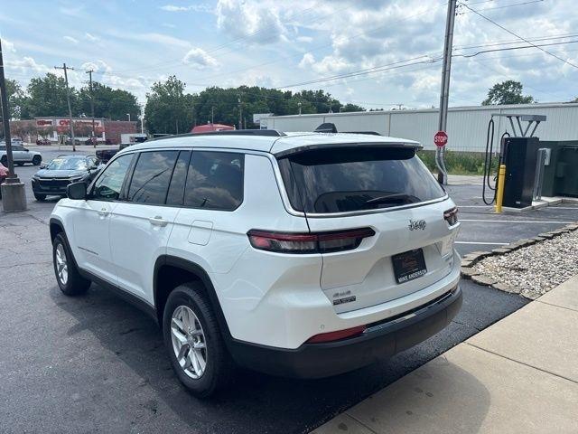 Jeep Grand Cherokee L Laredo X 4x4 2026