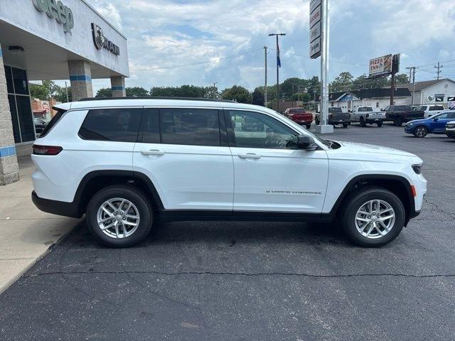 Jeep Grand Cherokee L Laredo X 4x4 2026