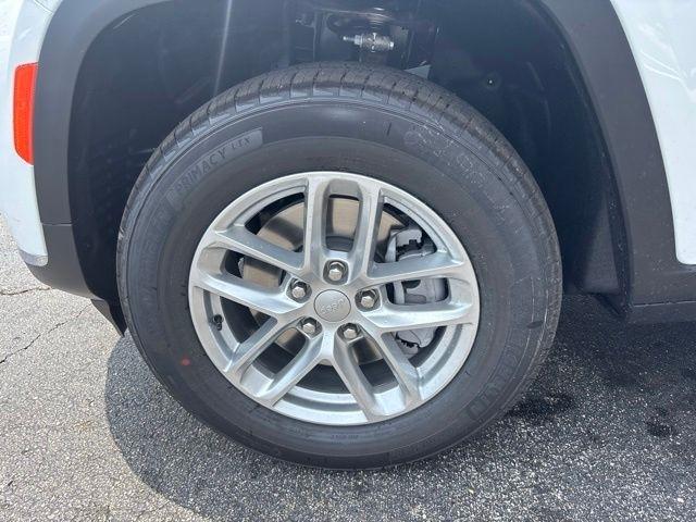 Jeep Grand Cherokee L Laredo X 4x4 2026