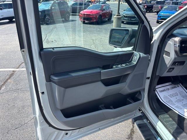 Ford F-150 XLT 4WD SuperCrew 5.5' Box 2024