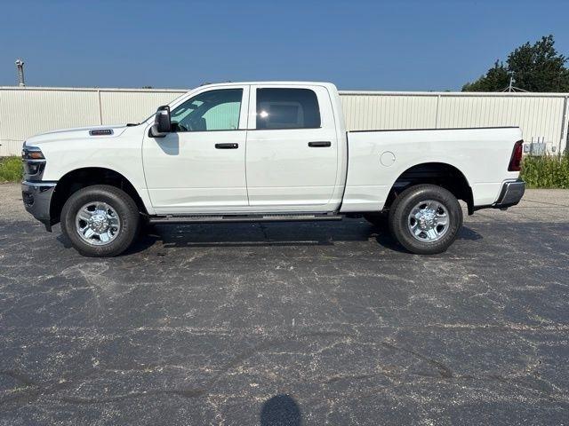 RAM 2500 Tradesman 4x4 Crew Cab 6'4" Box 2026