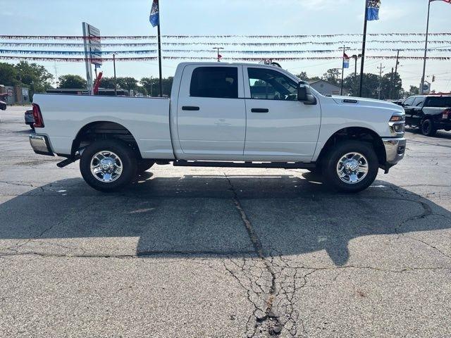 RAM 2500 Tradesman 4x4 Crew Cab 6'4" Box 2026
