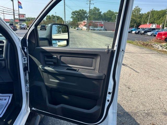 RAM 2500 Tradesman 4x4 Crew Cab 6'4" Box 2026