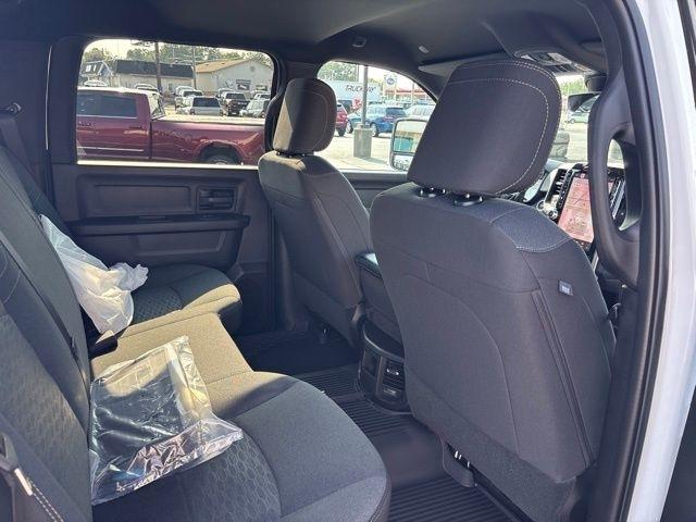 RAM 2500 Tradesman 4x4 Crew Cab 6'4" Box 2026