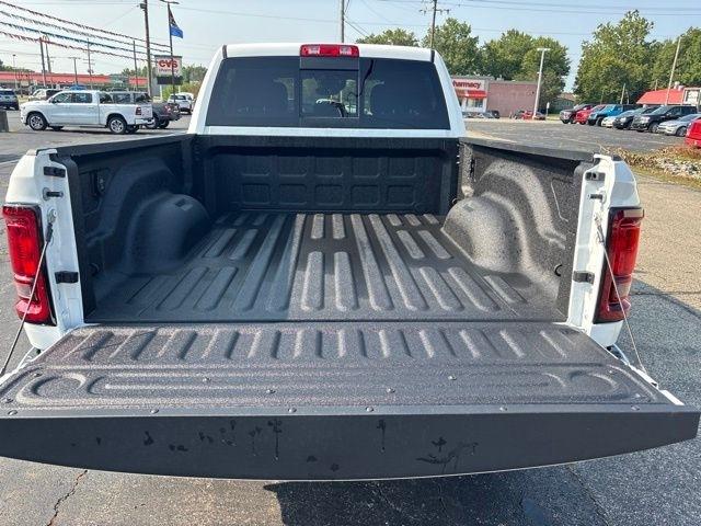 RAM 2500 Tradesman 4x4 Crew Cab 6'4" Box 2026