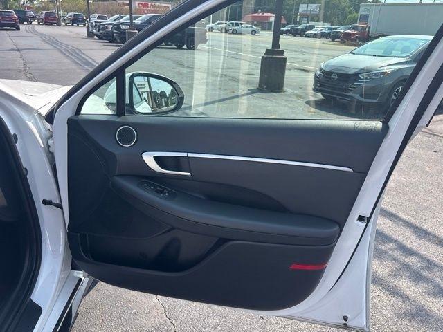Hyundai Sonata SEL FWD 2025
