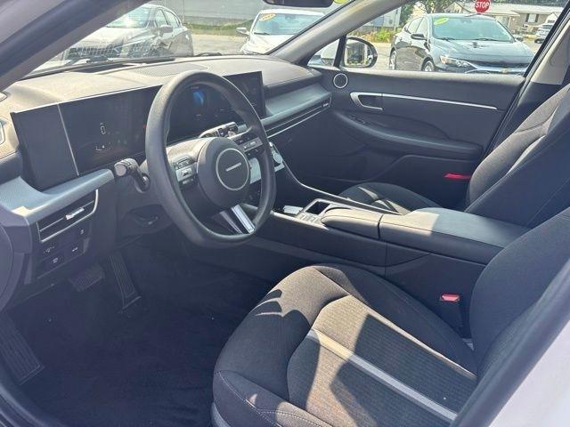 Hyundai Sonata SEL FWD 2025