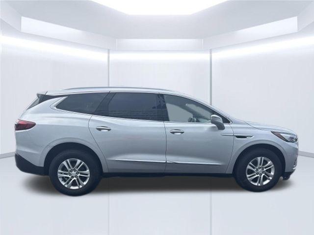 Buick Enclave FWD 4dr Essence 2018