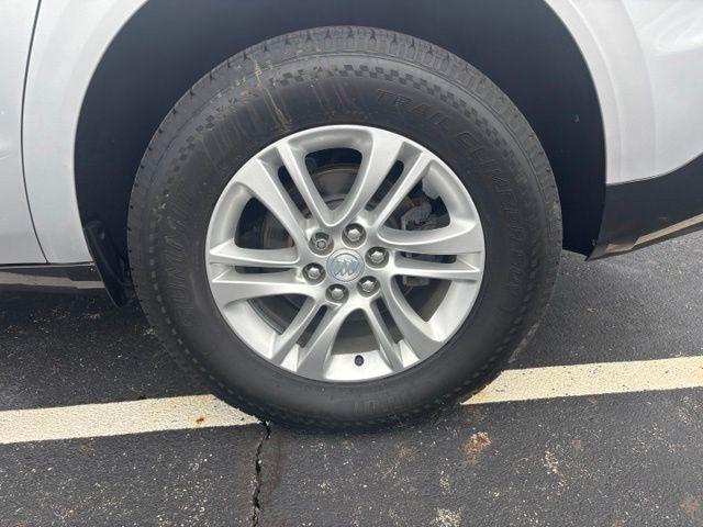 Buick Enclave FWD 4dr Essence 2018