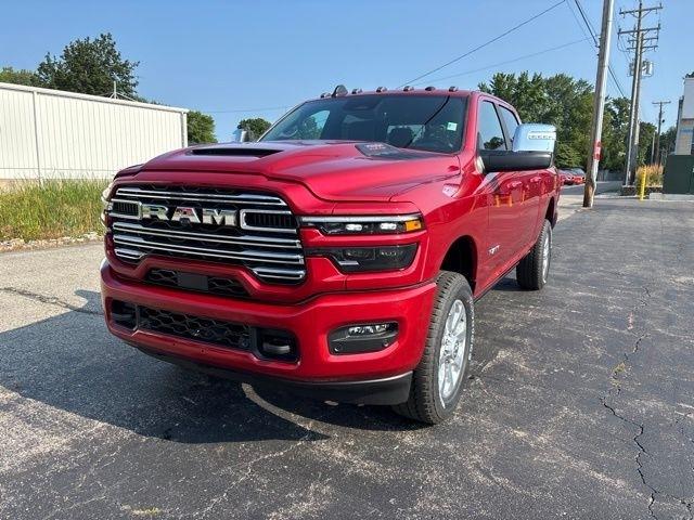 RAM 2500 Laramie 4x4 Crew Cab 6'4" Box 2026