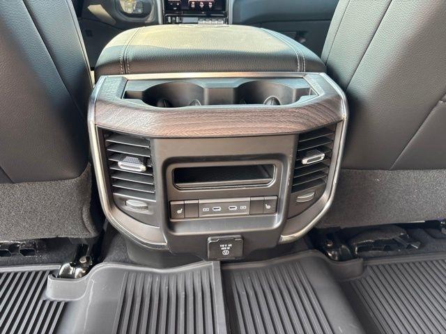RAM 2500 Laramie 4x4 Crew Cab 6'4" Box 2026