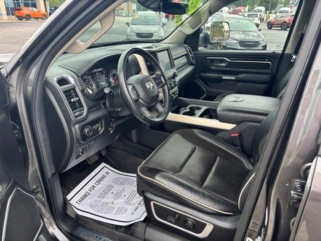 RAM 1500 Laramie 4x4 Crew Cab 5'7" Box 2022