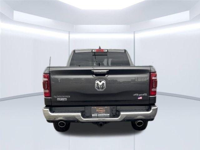 RAM 1500 Laramie 4x4 Crew Cab 5'7" Box 2022