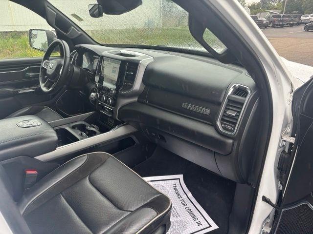 RAM 1500 Laramie 4x2 Crew Cab 5'7" Box 2024