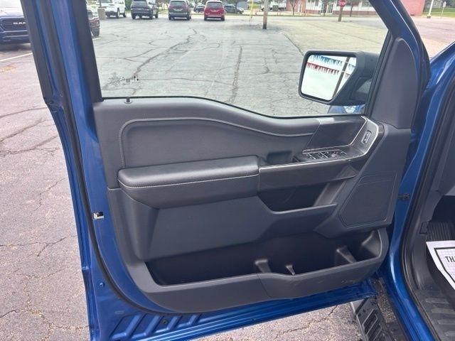 Ford F-150 Lariat 4WD SuperCrew 5.5' Box 2023
