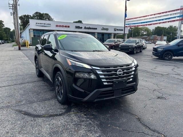 2025 Nissan Rogue AWD SV