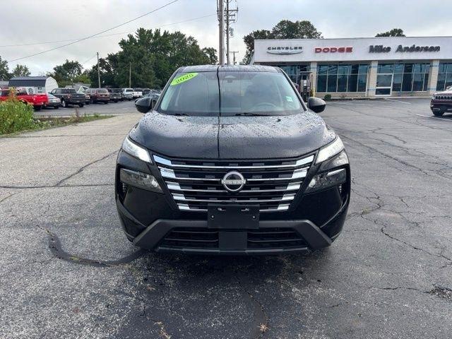 Nissan Rogue AWD SV 2025