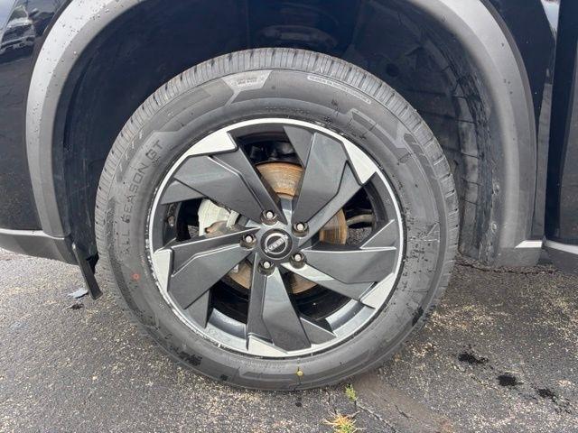 Nissan Rogue AWD SV 2025