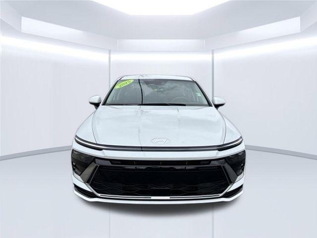 Hyundai Sonata SEL FWD 2025