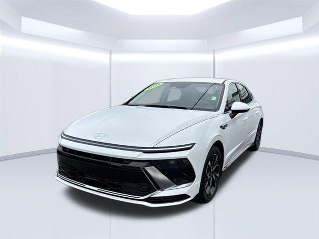 Hyundai Sonata SEL FWD 2025