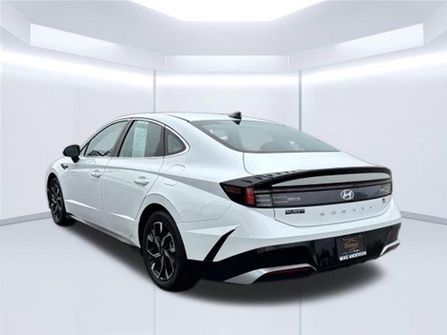 Hyundai Sonata SEL FWD 2025