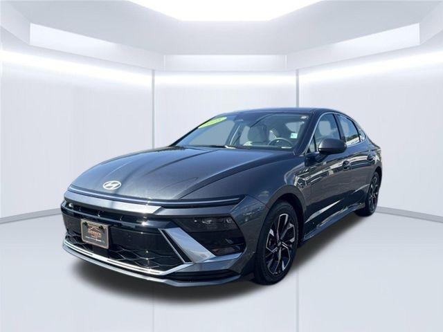 Hyundai Sonata SEL FWD 2025