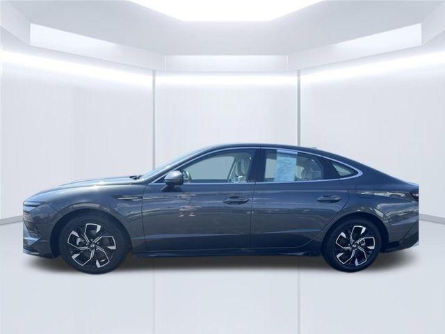 Hyundai Sonata SEL FWD 2025