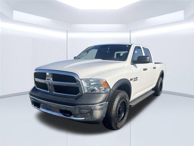 RAM 1500 Tradesman 4x4 Crew Cab 6'4" Box 2018