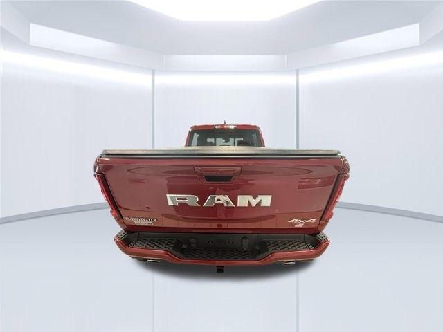 RAM 1500 Laramie 4x4 Crew Cab 5'7" Box 2027