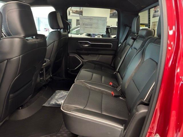 RAM 1500 Laramie 4x4 Crew Cab 5'7" Box 2027