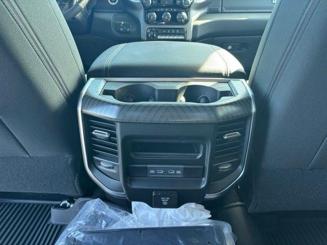 RAM 2500 Big Horn 4x4 Crew Cab 6'4" Box 2026